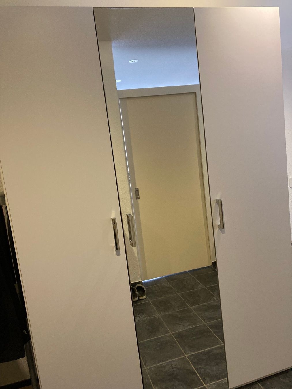 Schränke: Drehtürschrank Schweizer 108 – Gebraucht aus Bremgarten b. Bern von Samsung0