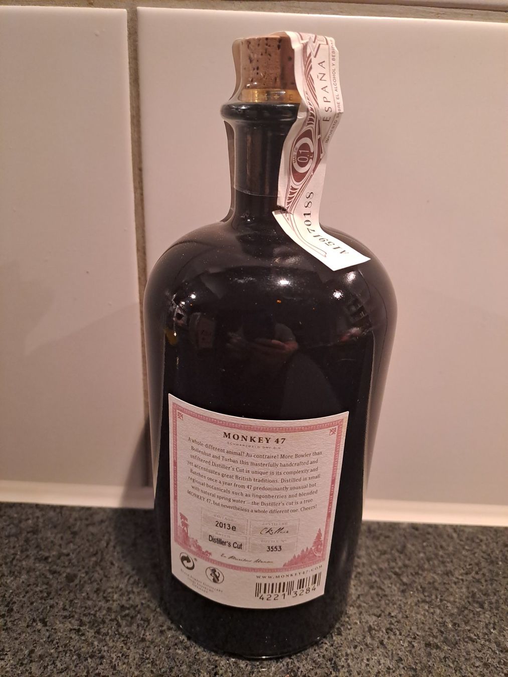 Monkey 47 Spirituosen: Monkey 47 Gin Distiller's Cut 2013e mit Goldring und Box – Neu und originalverpackt aus Elsau von Kellerraeumung 3