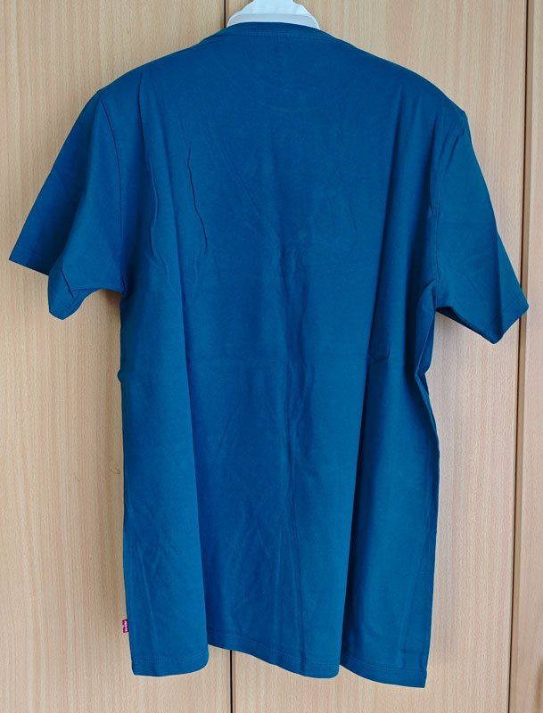 Levi's T-shirt: Levi's T-Shirt Grösse M – Nuovo (secondo la descrizione) da St.Gallen venduto da Pheban 1