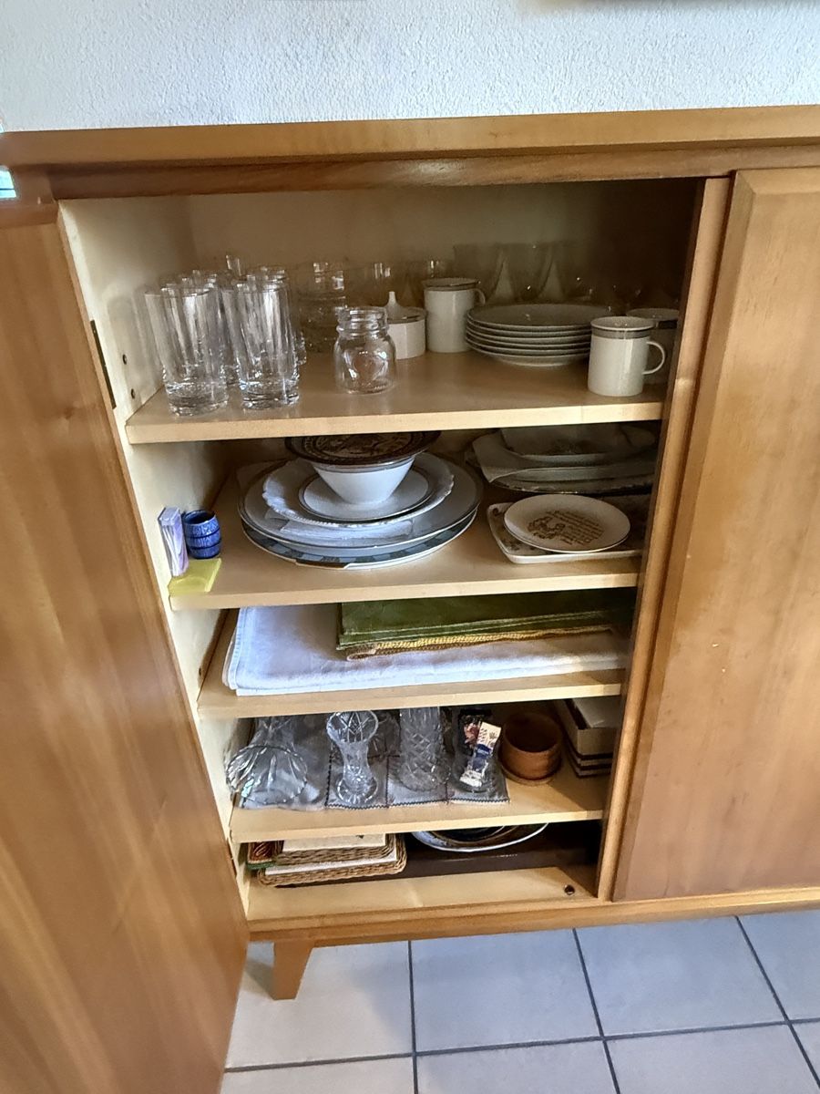 Credenze: Büffet/Sideboard für Ess- oder Wohnzimmer Holz – Usato da Windisch venduto da _sru_ 1