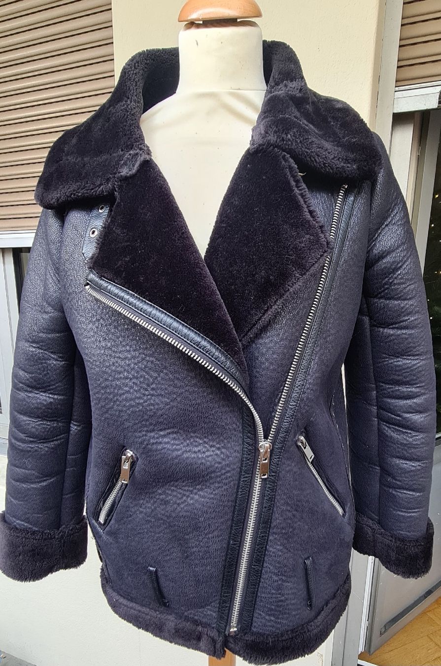 Zara Cappotti: blouson oversize taille XS noir – Usato da Genève venduto da Saleena 3