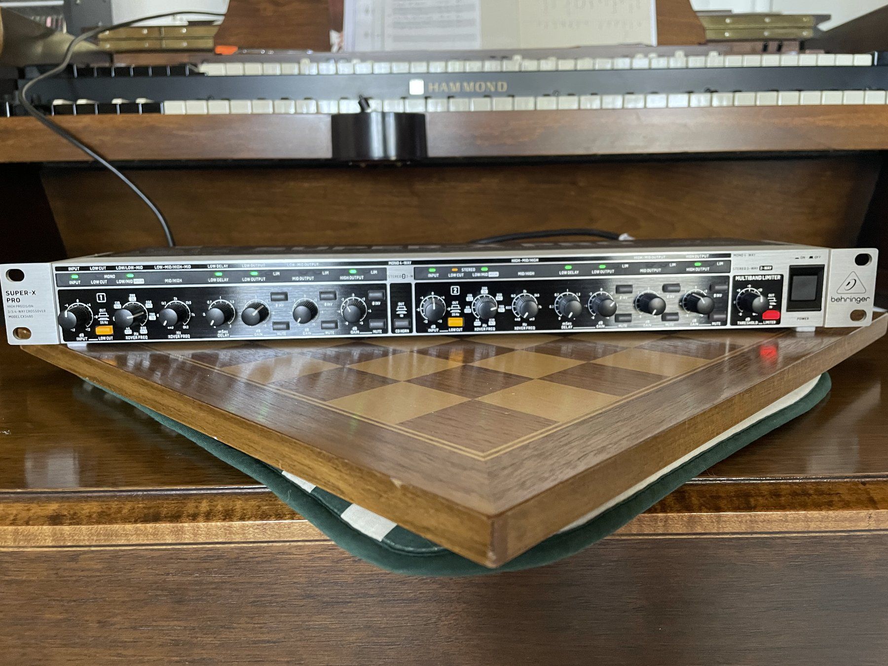 Amplificatori: Elektronische Frequenzweiche Behringer SUPER-X-PRO – Nuovo (secondo la descrizione) da Herbligen venduto da Clancy5
