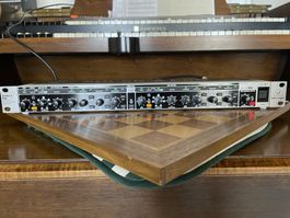 Elektronische Frequenzweiche Behringer SUPER-X-PRO