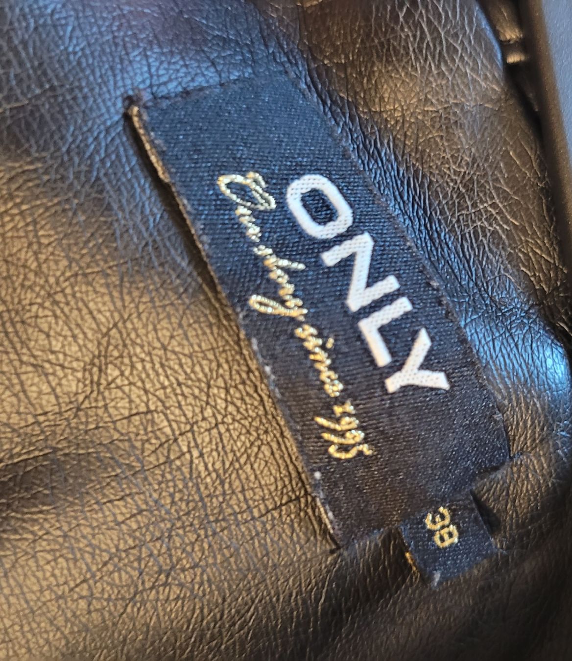 Only Giacche: ONLY Lederjacke, Gr. 38, schwarz – Usato da Weesen venduto da Ena_98 2