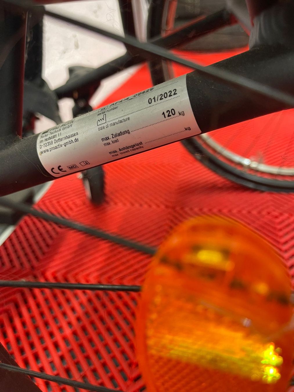 Sedie a rotelle: Rollstuhl Sport mit GFK / Polyester – Usato da Diessenhofen venduto da MotoshopZachmann 4