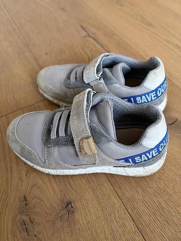 Geox Scarpe per ragazzi: Sneakers Geox Gr. 30 – Usato da Schwarzenburg venduto da SchoggoLoggo 2