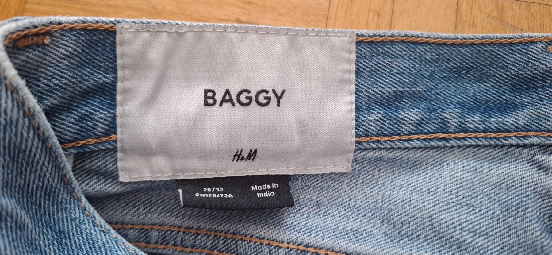 H&M Jeans: Herrenjeans Baggy H&M 28/32 – Usato da Muttenz venduto da Backer007 1