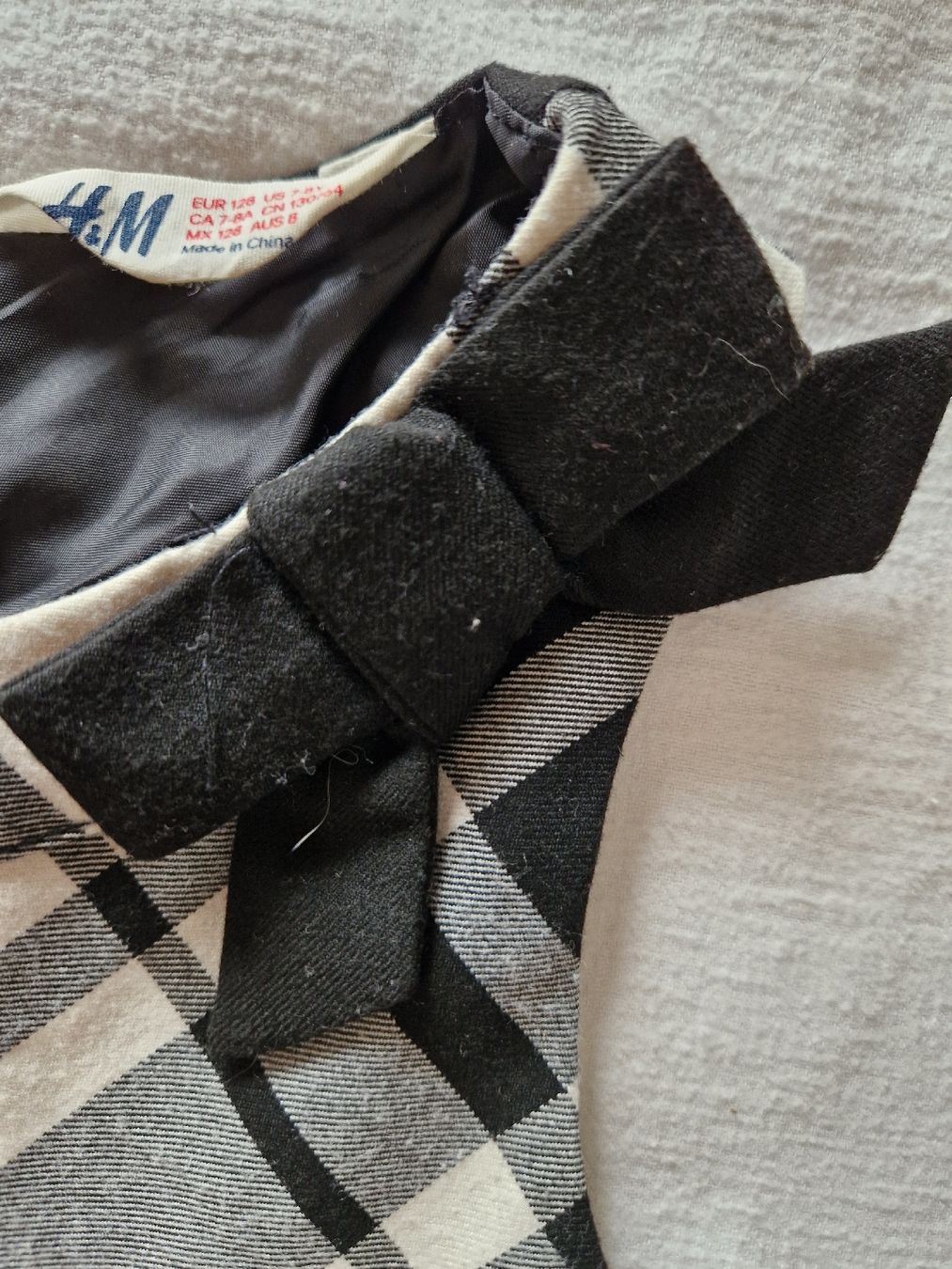 H&M Vestiti & Gonne: H&M Elegantes Kleid, Gr. 128 – Usato da Muri b. Bern venduto da rol_xtf8 1
