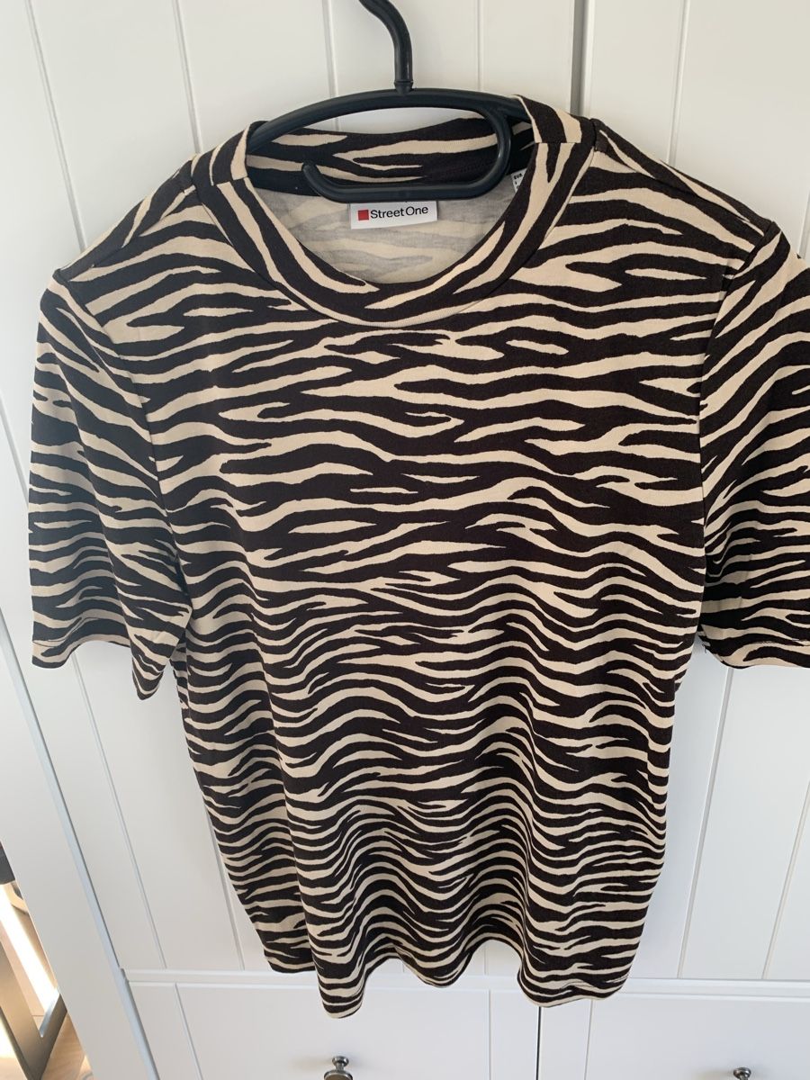 T-shirt: Street One zwei Shirts – Nuovo (secondo la descrizione) da Aathal-Seegräben venduto da Squiki