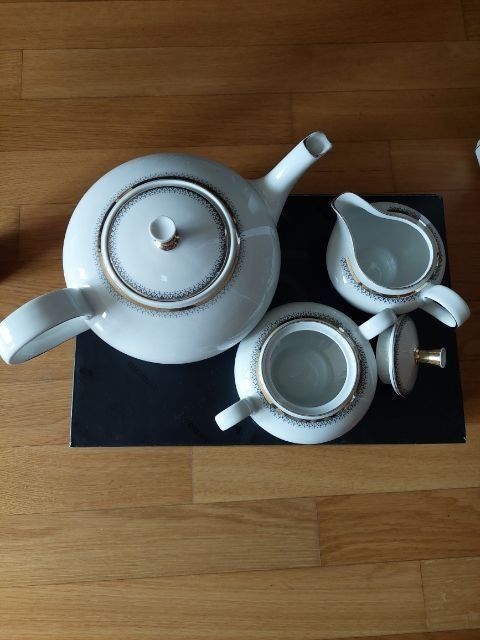 Geschirrsets: Teeset – Gebraucht aus Aarau von Joplin02 1