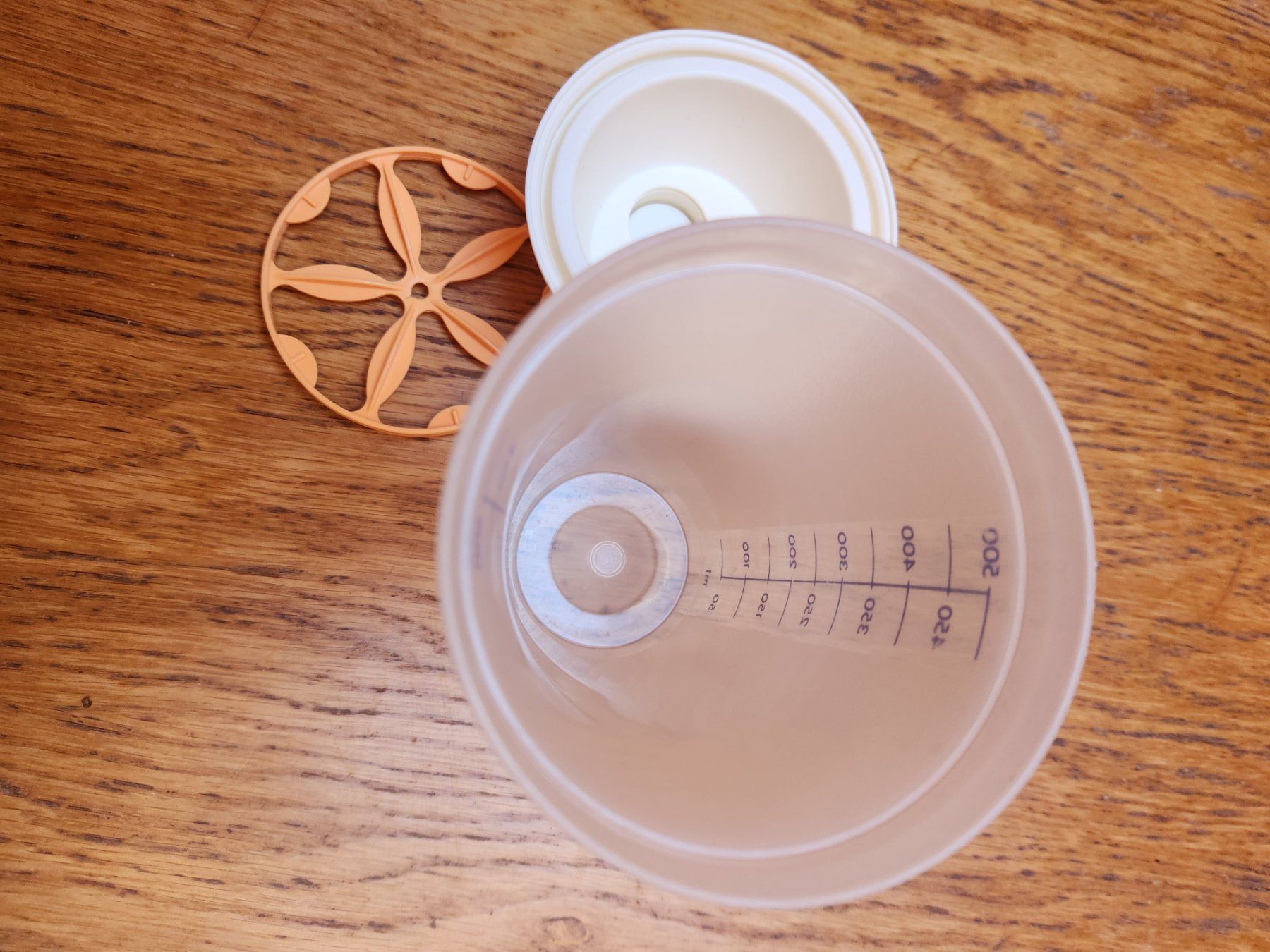 Tupperware Behälter & Ähnliches: Tupperware Shaker 500ml mit Teiler – Gebraucht aus Gstaad von Kuhstall-2026 7