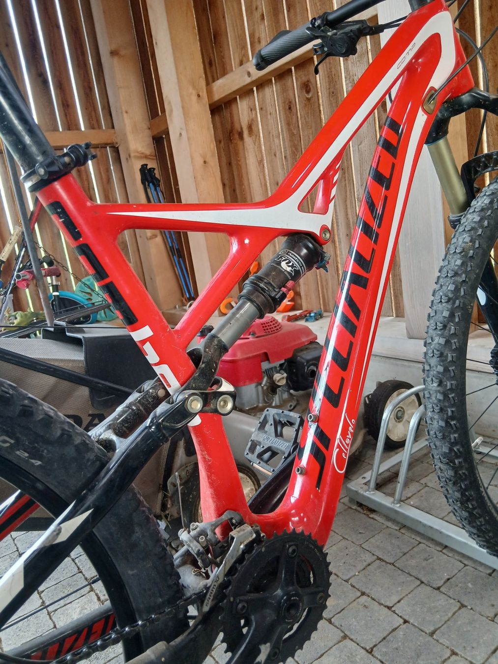 Specialized Biciclette: Mountainbike Carbon Fully Specialized – Usato da Zuzgen venduto da Accelerando 2