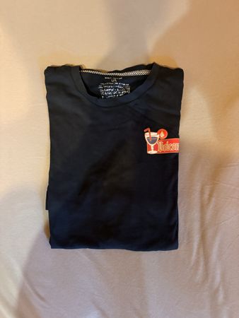 Lot de t-shirt de skateboard (Anti Hero, Volcom, Huf)
