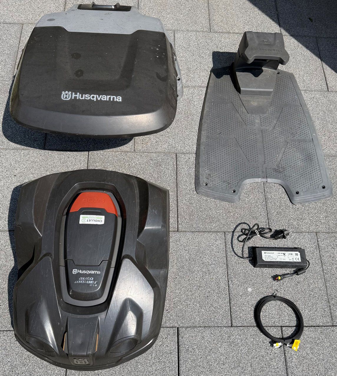 Tondeuses à gazon: Husqvarna Automower 330X – D'occasion à Epalinges par Phil_The_Fair