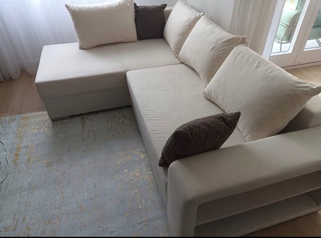 Sofas: Schönes Ecksofa / couch mit Regal-Element leicht gebraucht – D'occasion à Spreitenbach par ile_kr7x