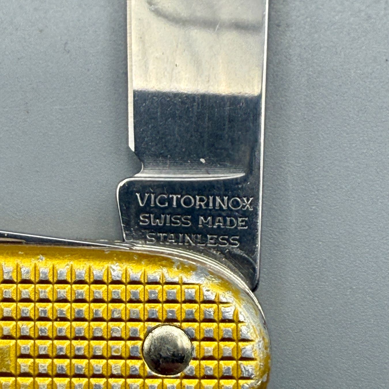 Victorinox Coltelli tascabile: Sackmesser Bugnard Victorinox – Usato da Ueberstorf venduto da Brocandi 6