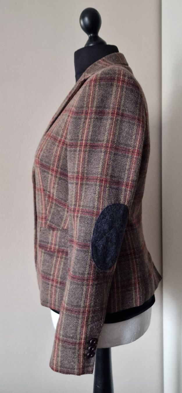 Esprit Jacken: Damen Blazer kariert mit Ellbogenpatch ESPRIT,  Gr.42 – Gebraucht aus Münchenstein von strolch001 1