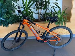 VTT électrique Trek Powerfly orange état général très bon