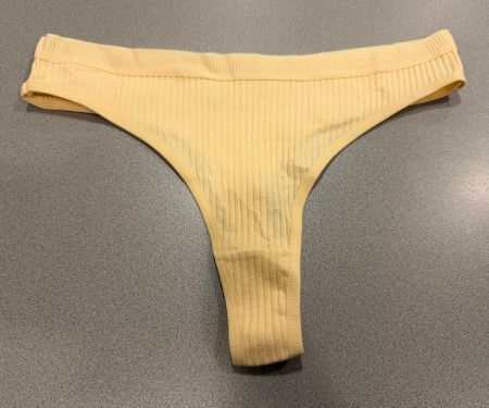 Sommerlicher String Tanga, Grösse M, Neu & ungetragen!