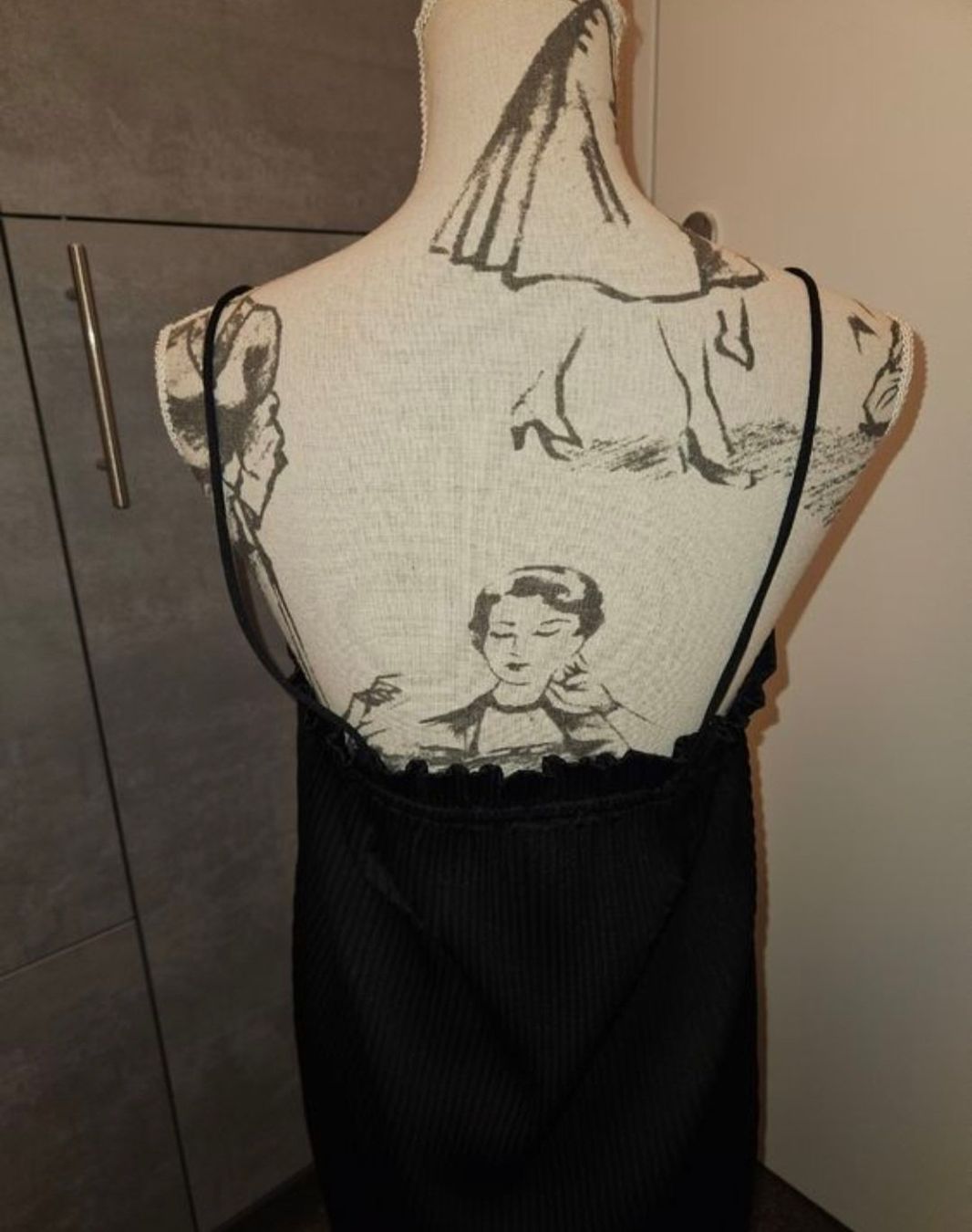 H&M Vestiti: Sommerkleid Schwarz, Gr. S H&M – Usato da Ormalingen venduto da nomolnoi 2