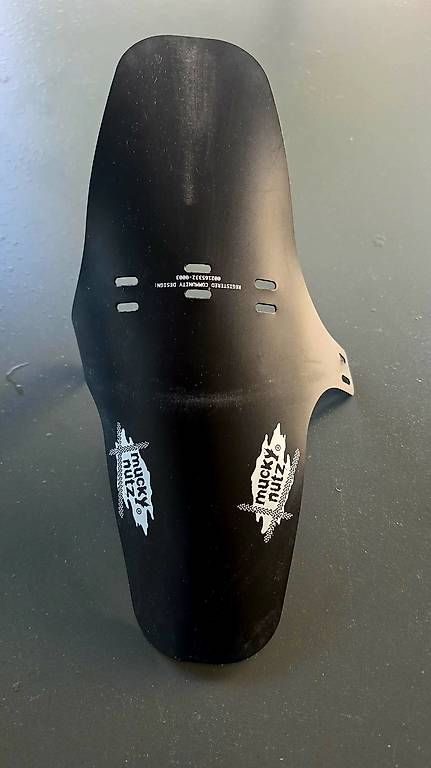 Toutes les pièces détachées moto: Fender Schmutzfänger – D'occasion à Olten par jean.f 2
