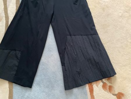 Sublime pantalon noir du fameux designer grec OZA N KU, t. S