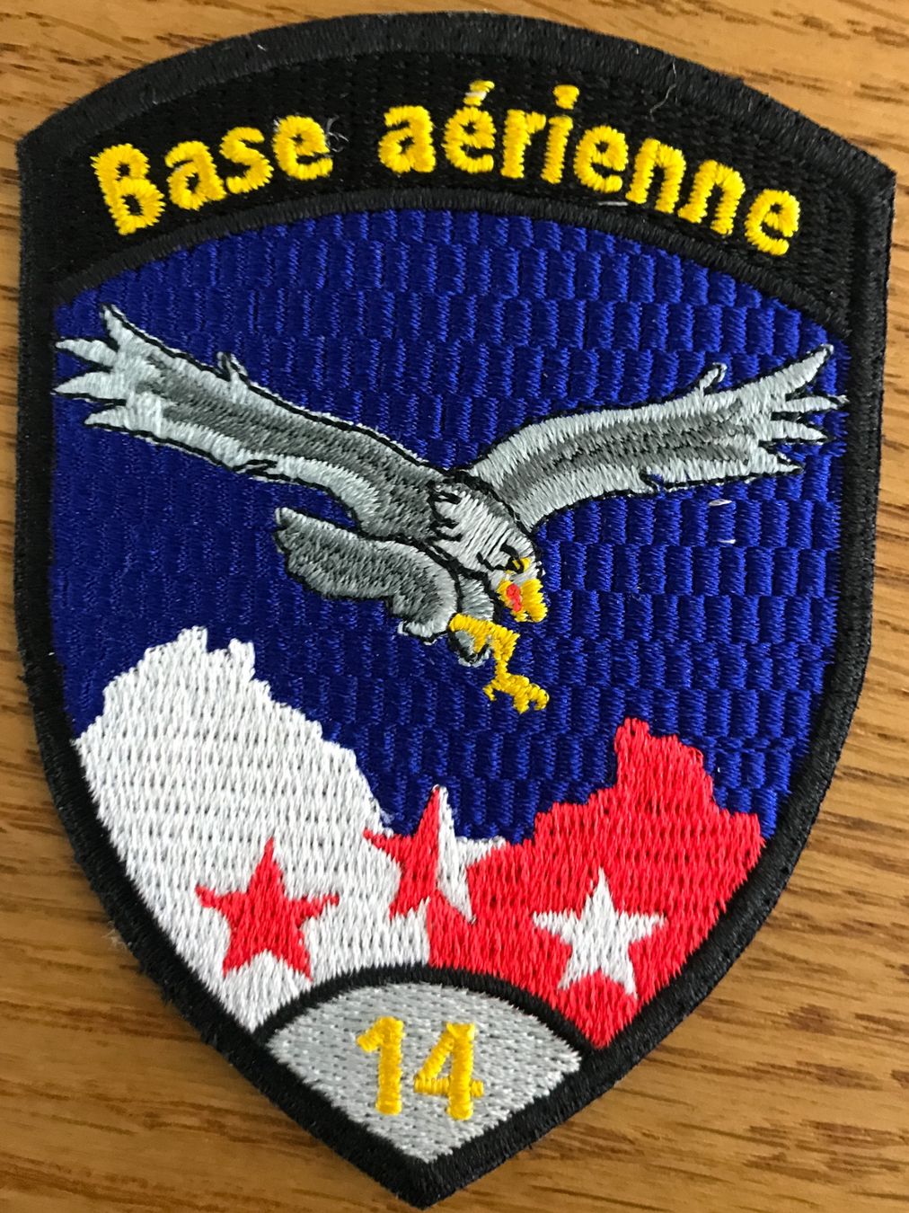 Schweizer Armee Patches: Schweizer Luftwaffe Base Aérienne 14 silber Patch – Neu (gemäss Beschreibung) aus Bern von mercandante