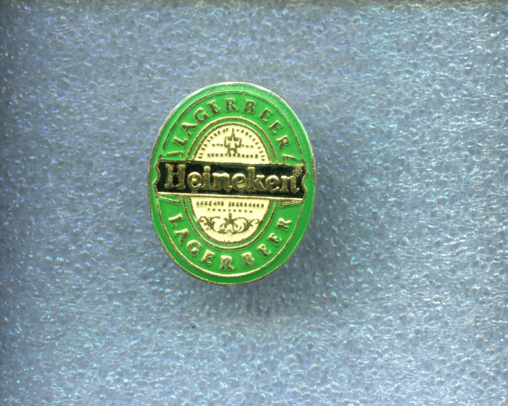 Placchette & Badge: Heineken Bier – Usato da Winterthur venduto da Sammleroase
