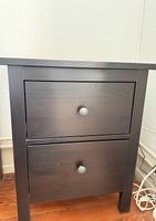 Table de chevet / Table de nuit IKEA HEMNES (Brun-noir)