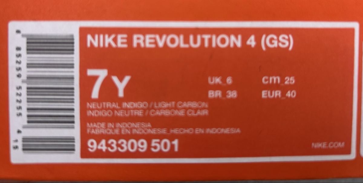 Nike Scarpe da uomo: Neue Nike Revolution 4  Gr. 40 / 7Y – Nuovo e nell'imballaggio originale da Kloten venduto da Somers 3