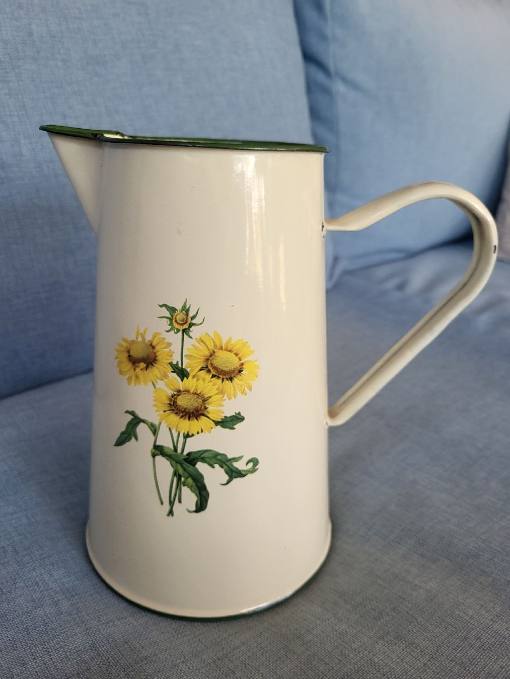 Vasi & Recipienti: Kanne Emailiert mit Sonnenblumen – Usato da Gutenswil venduto da ghekko88