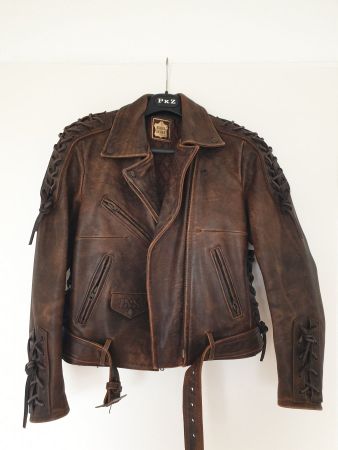 Coole Echtleder-Motorradjacke IXS im Biker-Stil. Gr DM