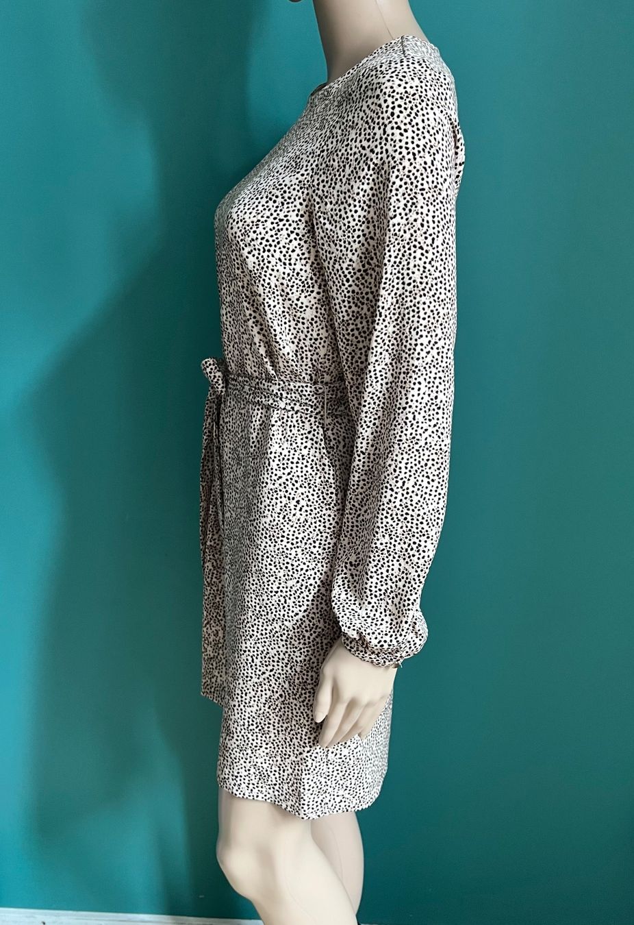 H&M Kleider: gemustertes Kleid 🤎 – Gebraucht aus Zürich von ClosetQueen 2