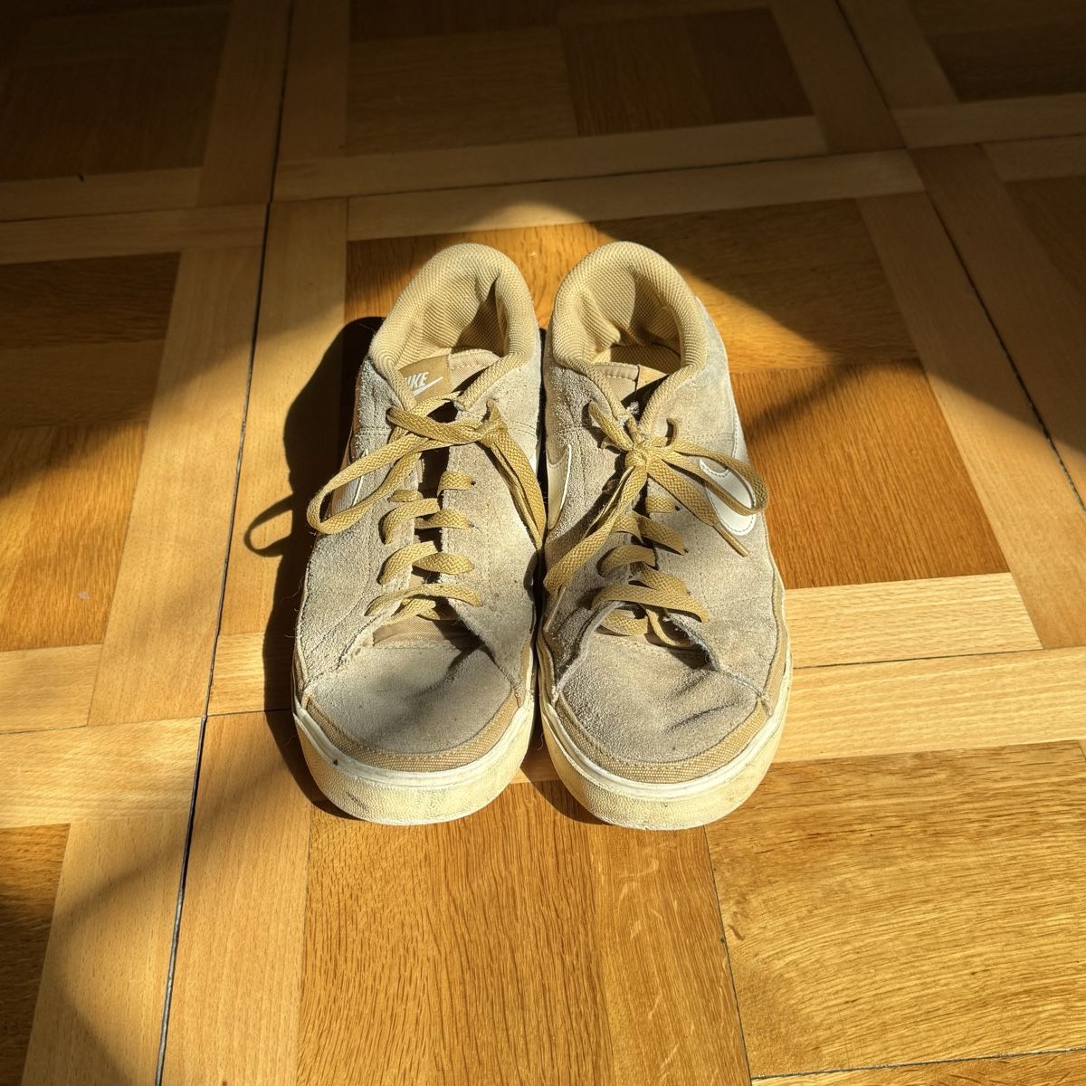 Nike Scarpe da uomo: Nike Blazer Low Suede Sneakers – Usato da solothurn venduto da mil_ja.t 3