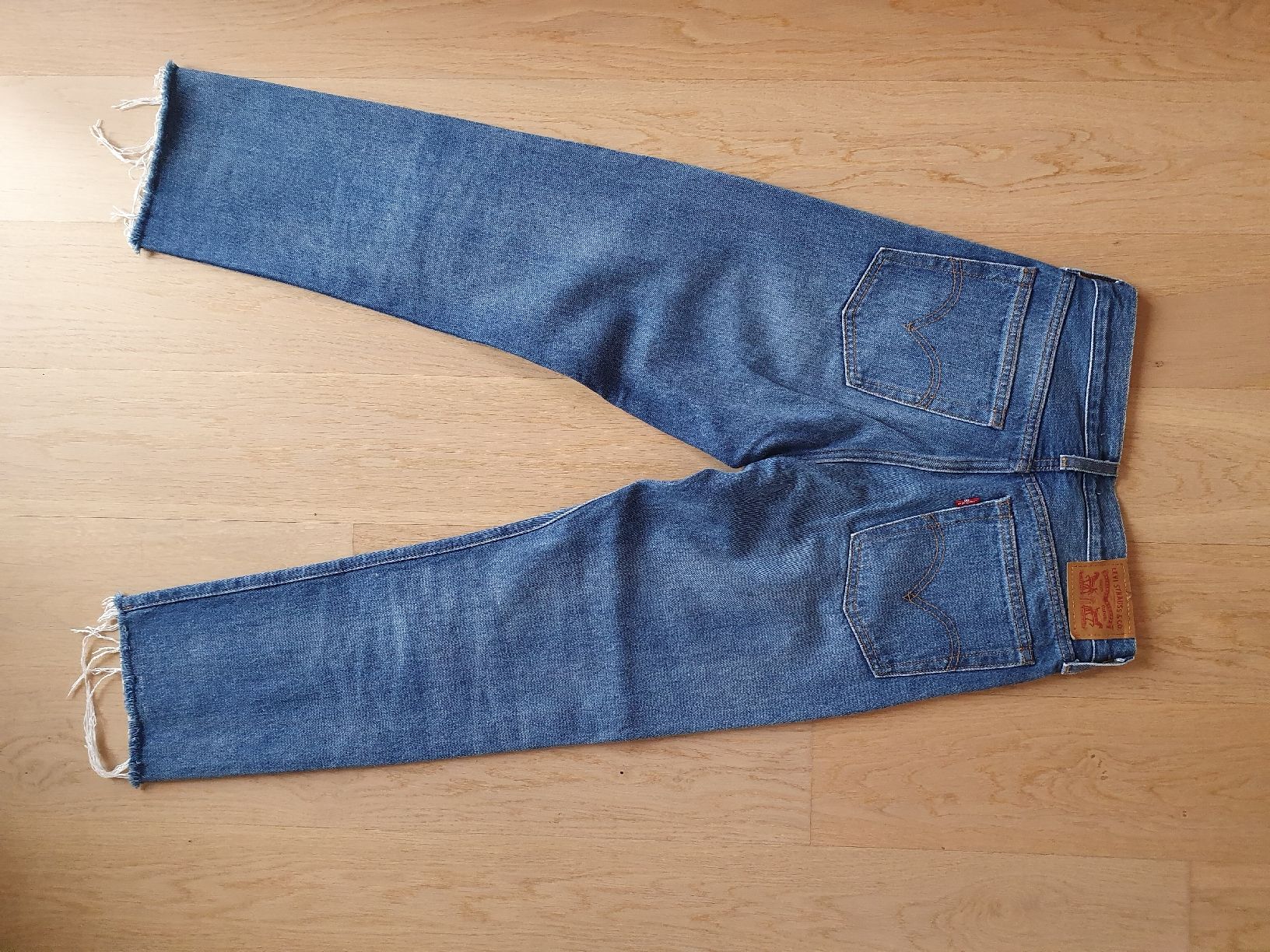 Levi's Jeans: Levis Wedgie Straight – Nuovo (secondo la descrizione) da Zürich venduto da nadiialivia 3