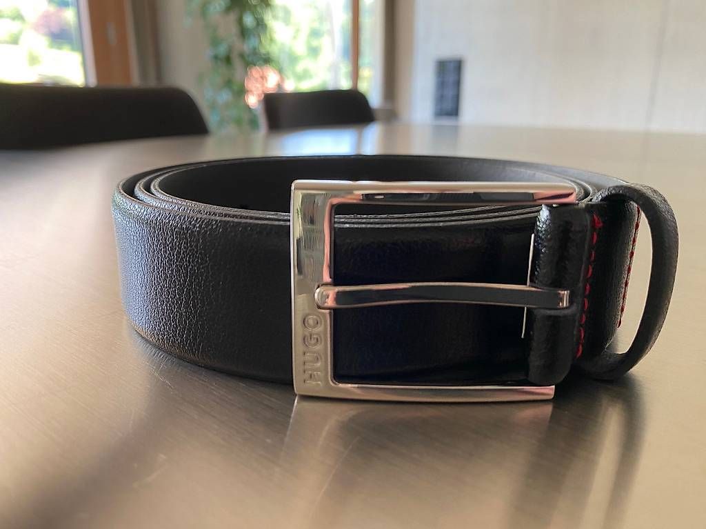 Ceintures: Hugo Boss Gurt – D'occasion à Uerkheim par rocker01