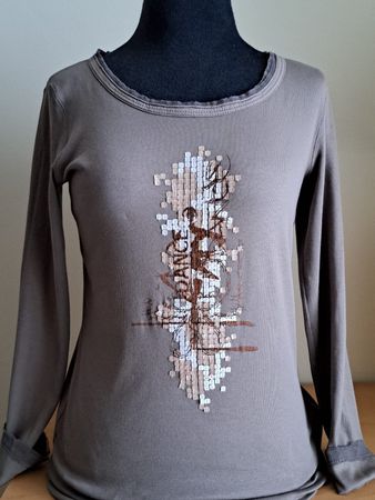 schönes T-Shirt von MARC CAIN Sport