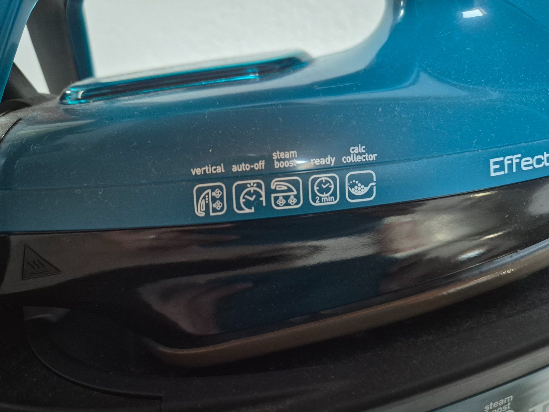Ferri da stiro: Bügeleisen Tefal – Usato da Eggenwil venduto da ioupod