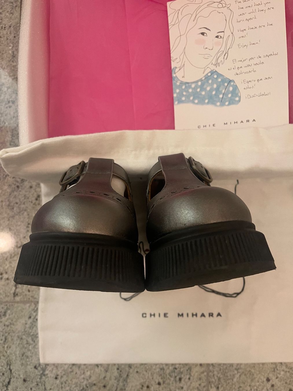Chie Mihara Scarpe da donna: Chie Mihara Schuhe, Gr. 36, dunkel silber – Nuovo (secondo la descrizione) da Rüschlikon venduto da bur_7r8m 7