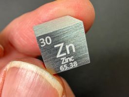Zink, Elementwürfel, Dichtewürfel mit Gravur 1x1x1cm