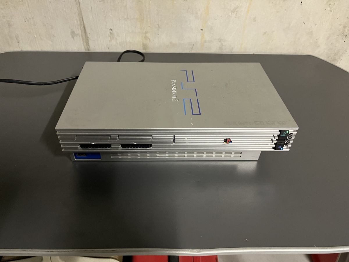 Sony Console: Playstation 2 2x  mit Zubehör – Difettoso da Schötz venduto da RcK1994 8