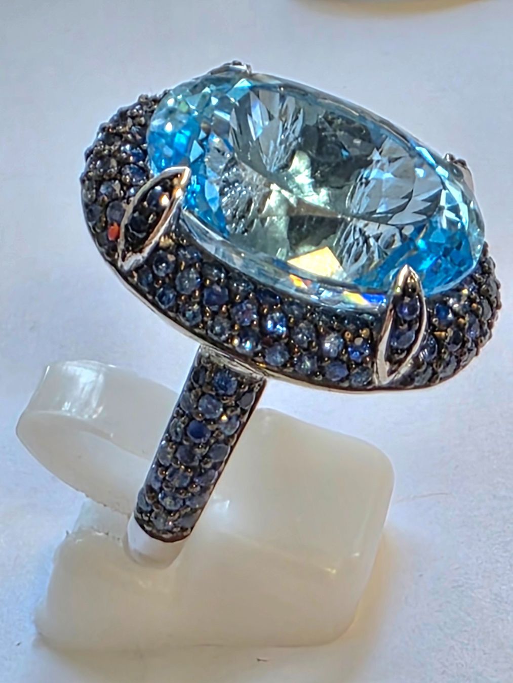 Anelli: Ring mit blauem Edelstein und Saphiren, Grösse 61 – Nuovo (secondo la descrizione) da Zürich venduto da ben_mn5h 3