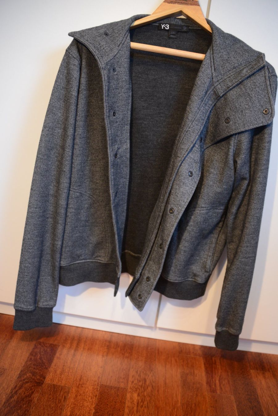 Y-3 Jacken: Yamamoto Y3 Jacke mit Hoodie – Gebraucht aus Büron von Felleiter 2