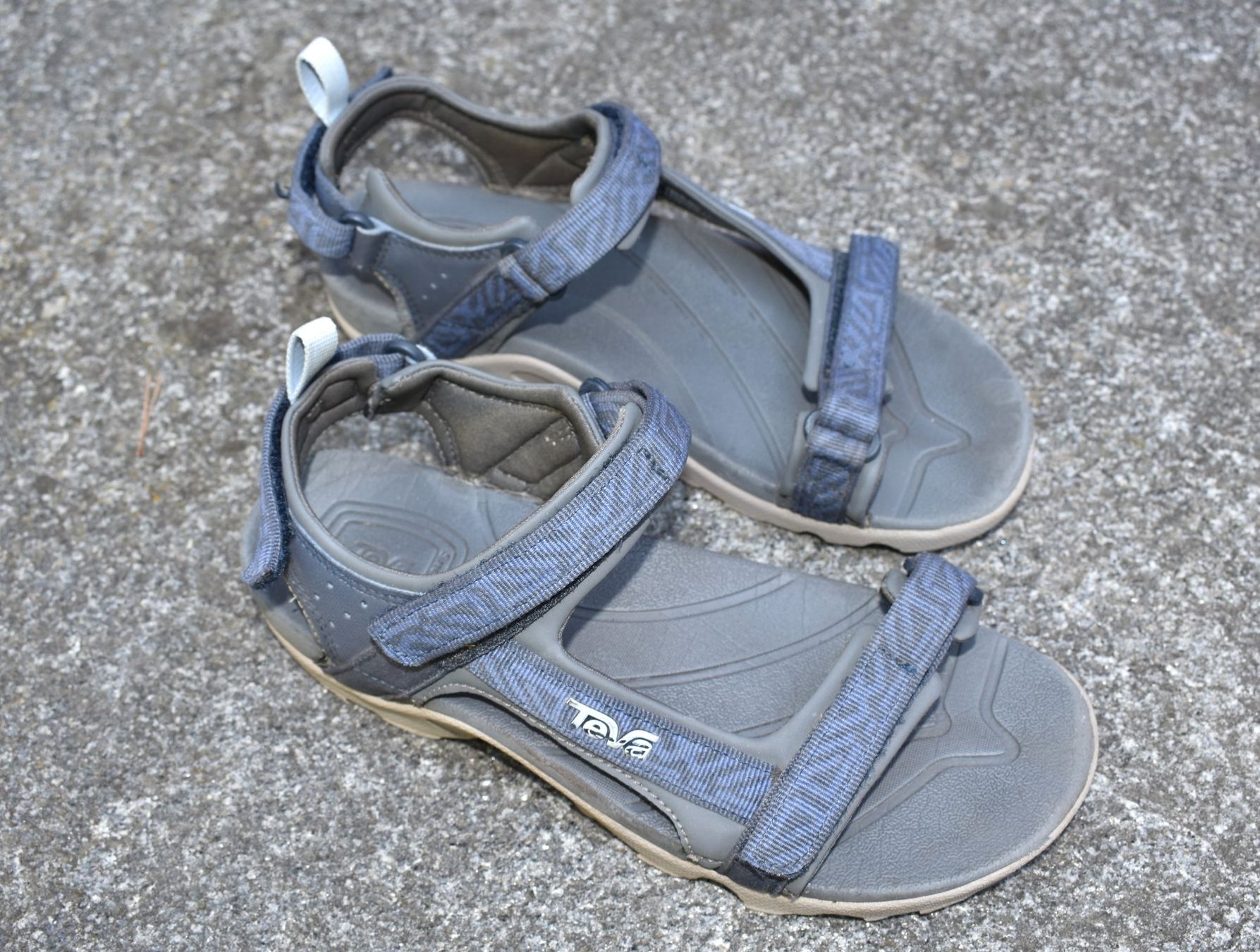 Teva Chaussures garçon: Teva Sandalen Grösse 37 – D'occasion à Speicher par Indigoblau_3 1