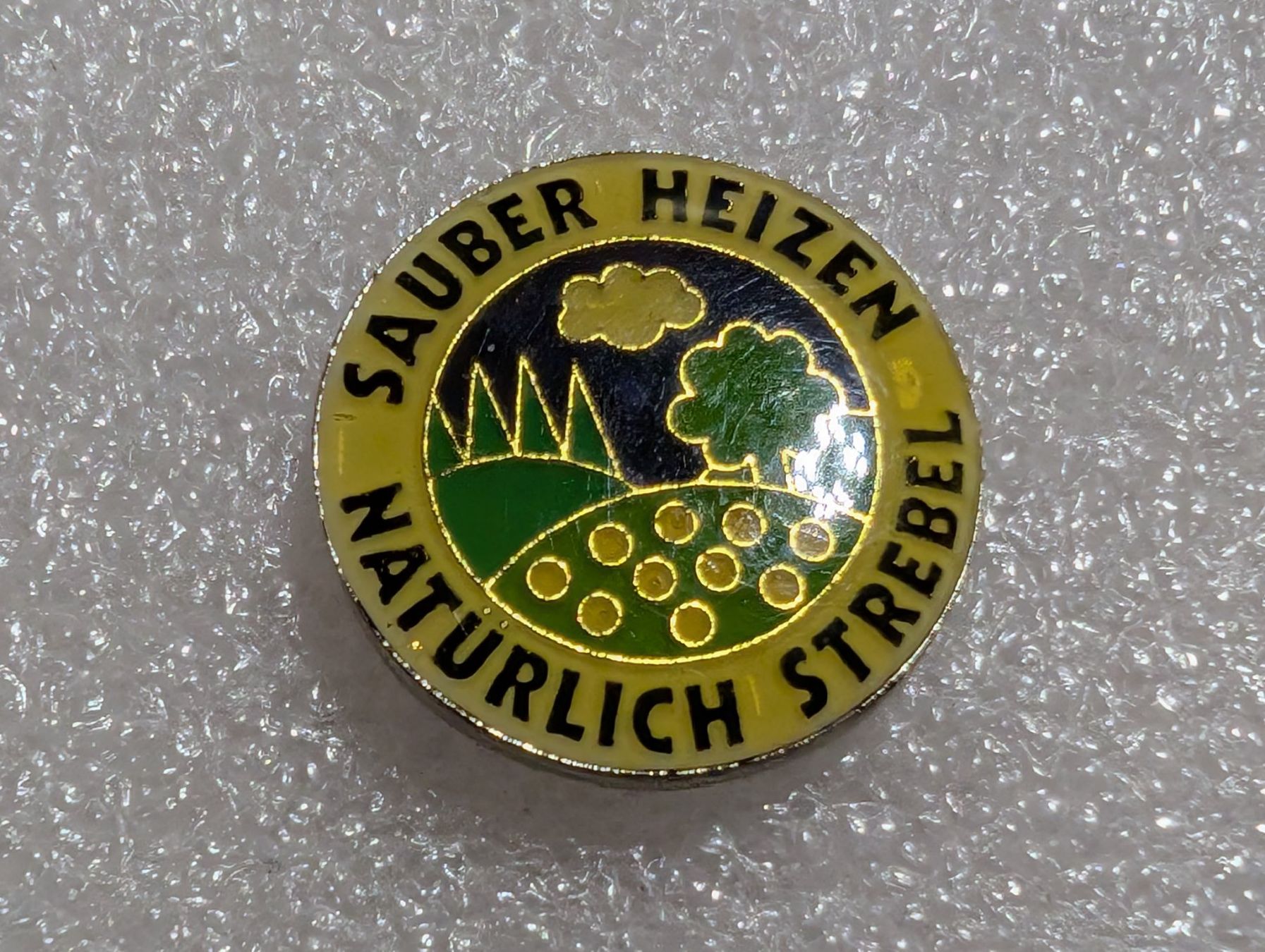 Placchette & Badge: Ansteckpin 262: Strebel – Usato da Oppligen venduto da Pin-Fall-Shop