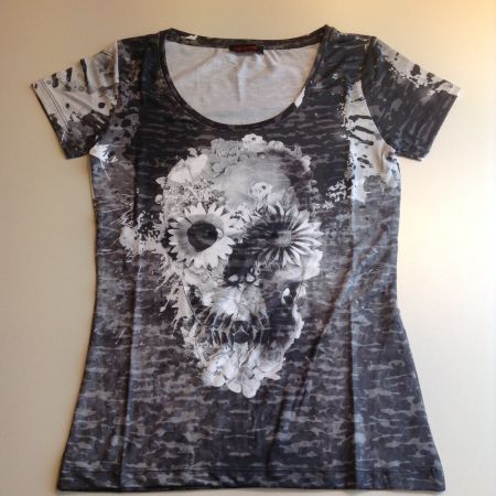 Cooles T-Shirt mit Skull Motiv Grösse  M