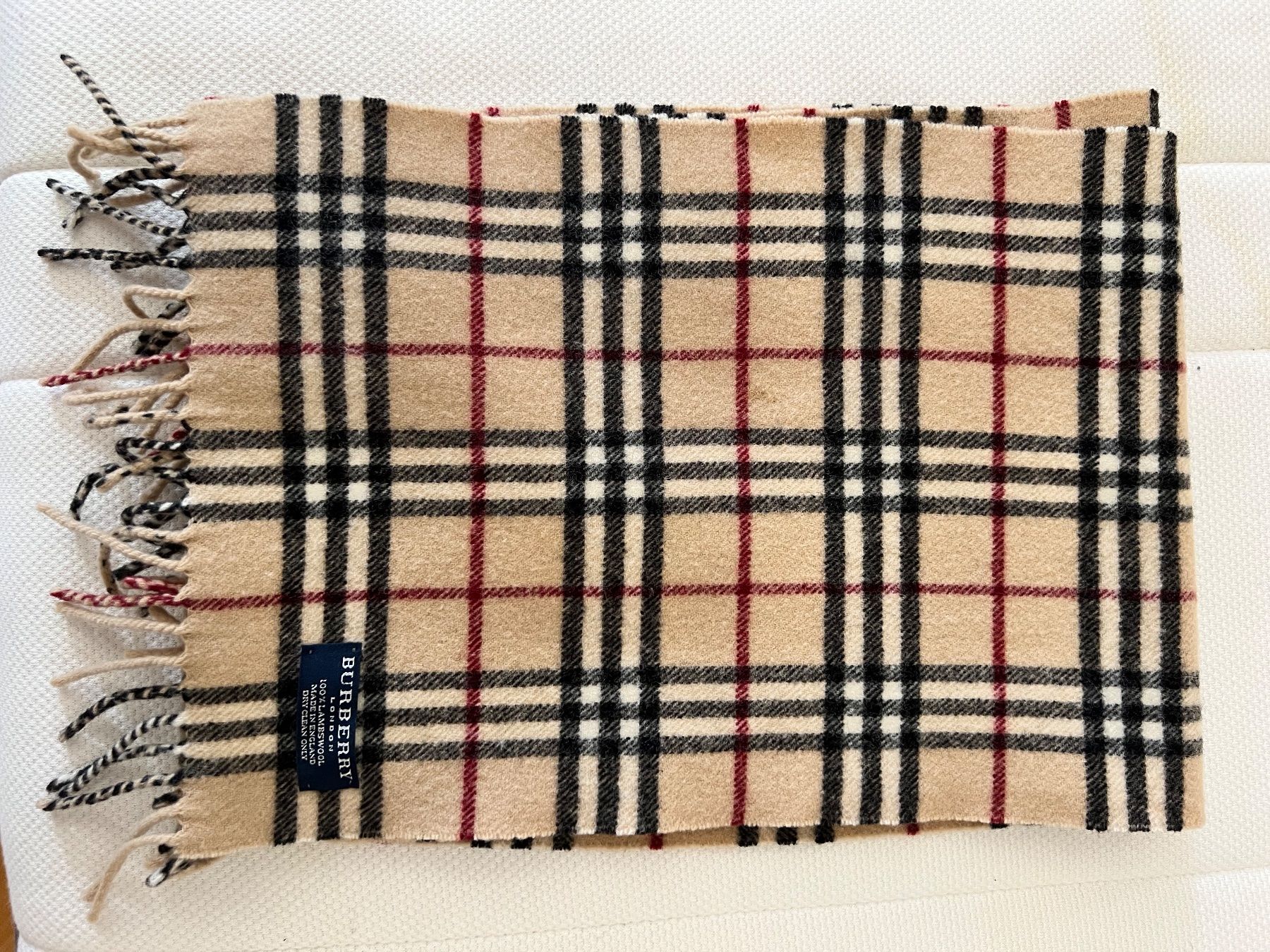 Burberry Foulard & Sciarpe: Burberry Scarf – Usato da Zürich venduto da and_y8dy