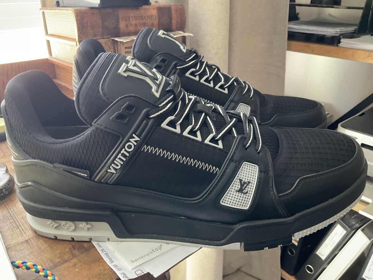 Louis Vuitton Chaussures hommes: Louis Vuitton Sneakers – Neuf (Voir description) à Reinach AG par Renepulko