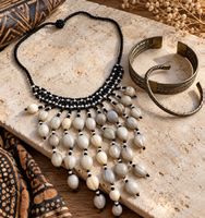 Lot Collier perles et deux bracelets style ethnique neuf