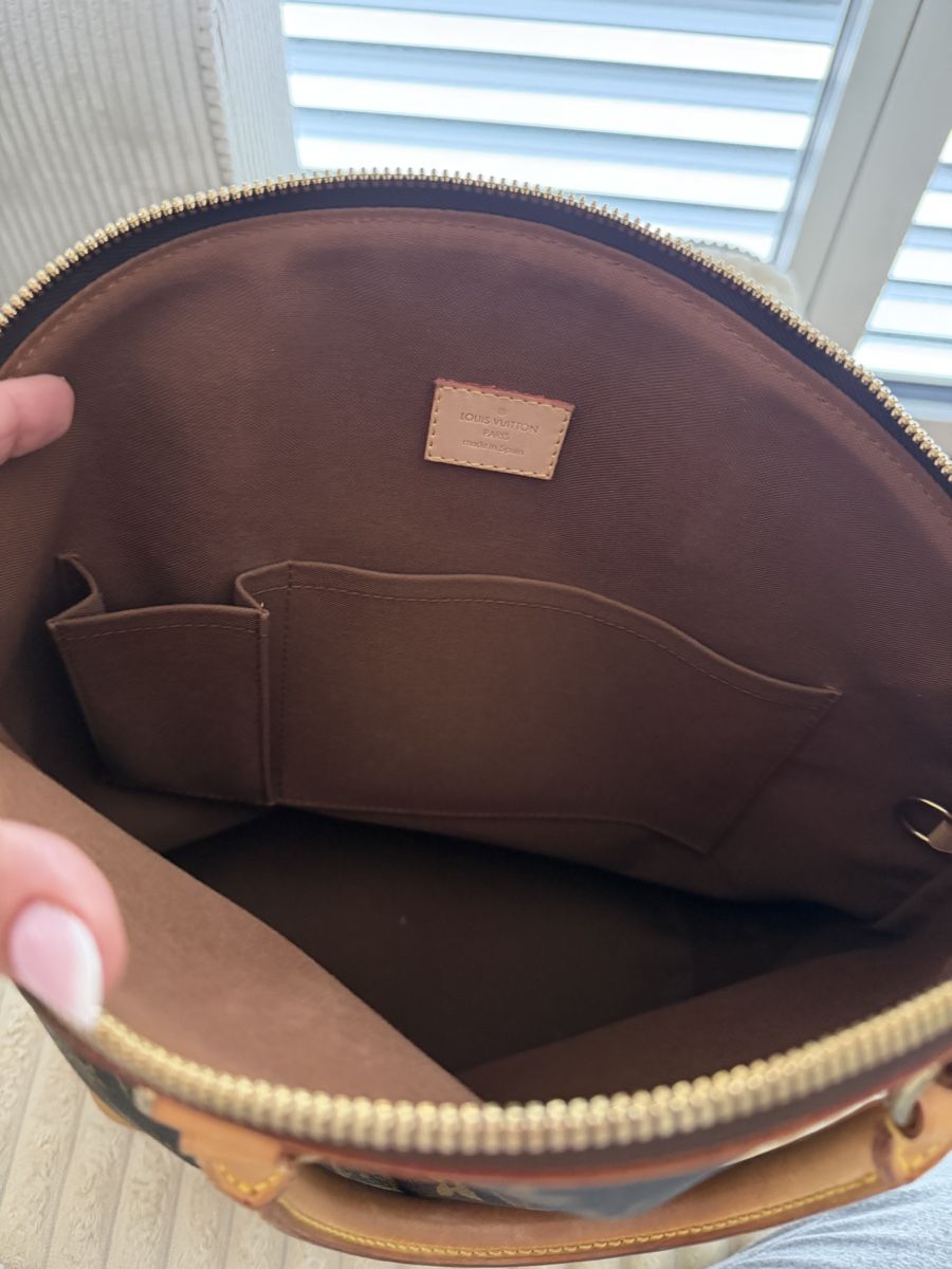 Louis Vuitton Sacs femmes: Louis Vuitton Tasche – D'occasion à Muttenz par adr_txk8 4